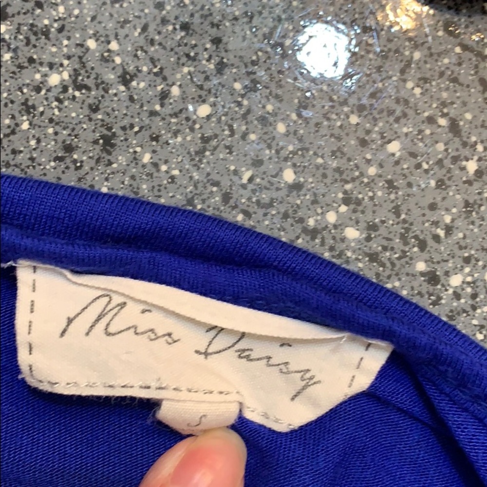 3/$20 Miss Daisy- Mix Media Top EUC - Picture 5 of 6